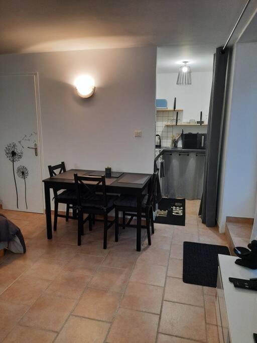 Le Petit Cocon Apartment Cerizay Exterior photo